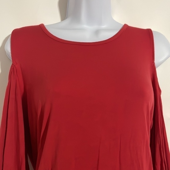 𝅺CATO Women’s Cold Shoulder Blouse! - Picture 2 of 2
